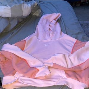cropped nike hoodie NWOT!
